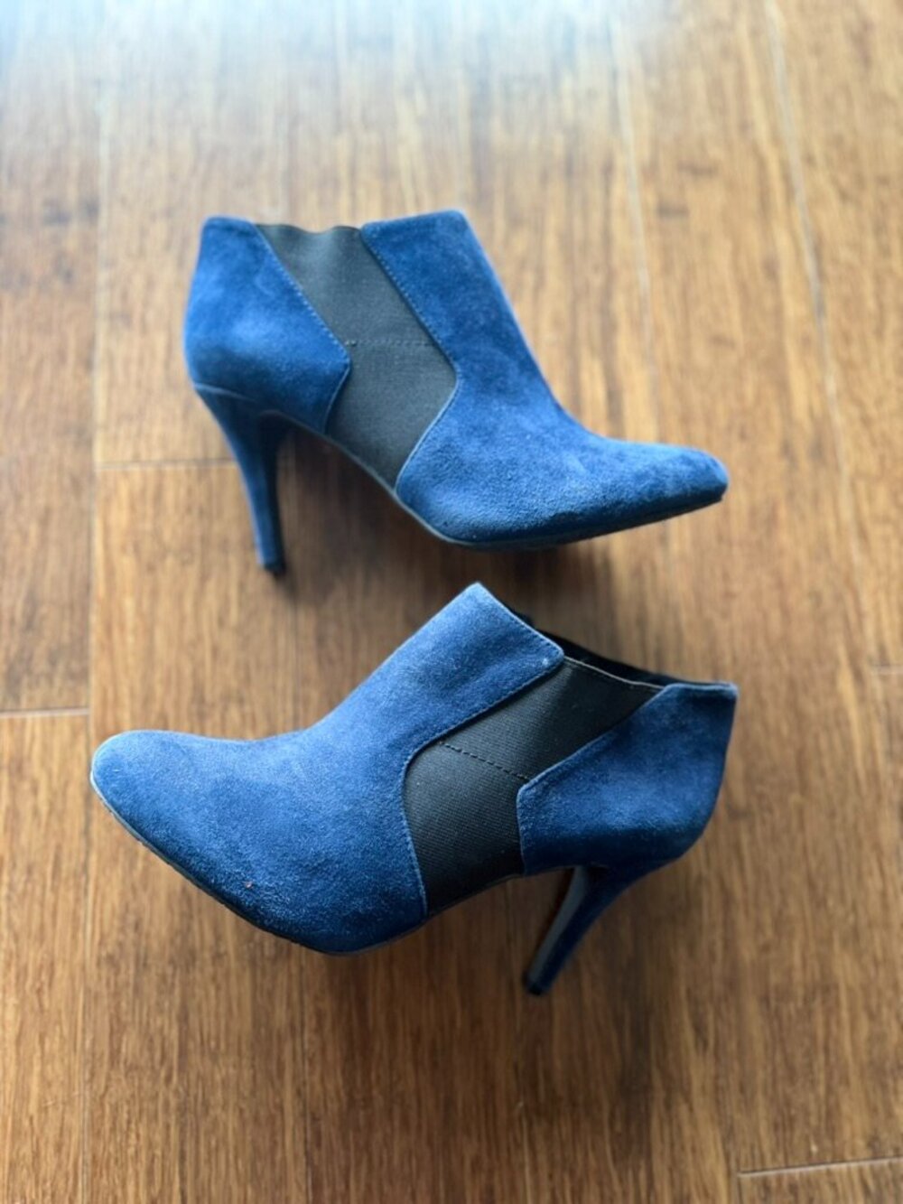 Arturo Chiang Navy Blue Pointed Toe Suede Booties Women's Size 9.5 NWOT - Picture 4 of 12